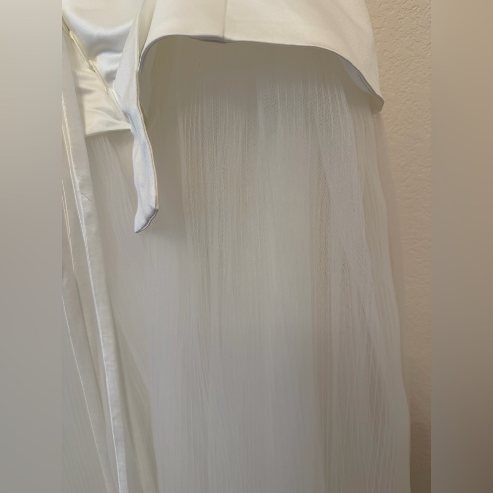 Peplum Wedding Dress w/ Pleated Tulle Skirt - Picture 4 of 6